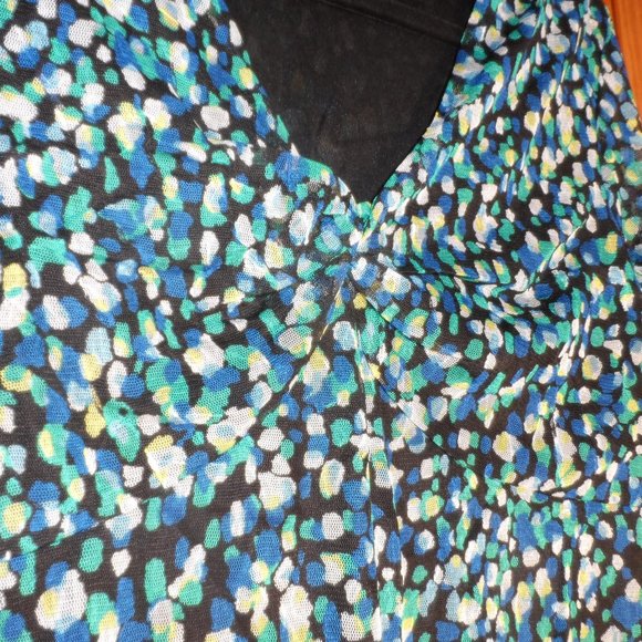 Turquoise/Blue Printed V-Neck Blouse - Size L - Picture 2 of 6